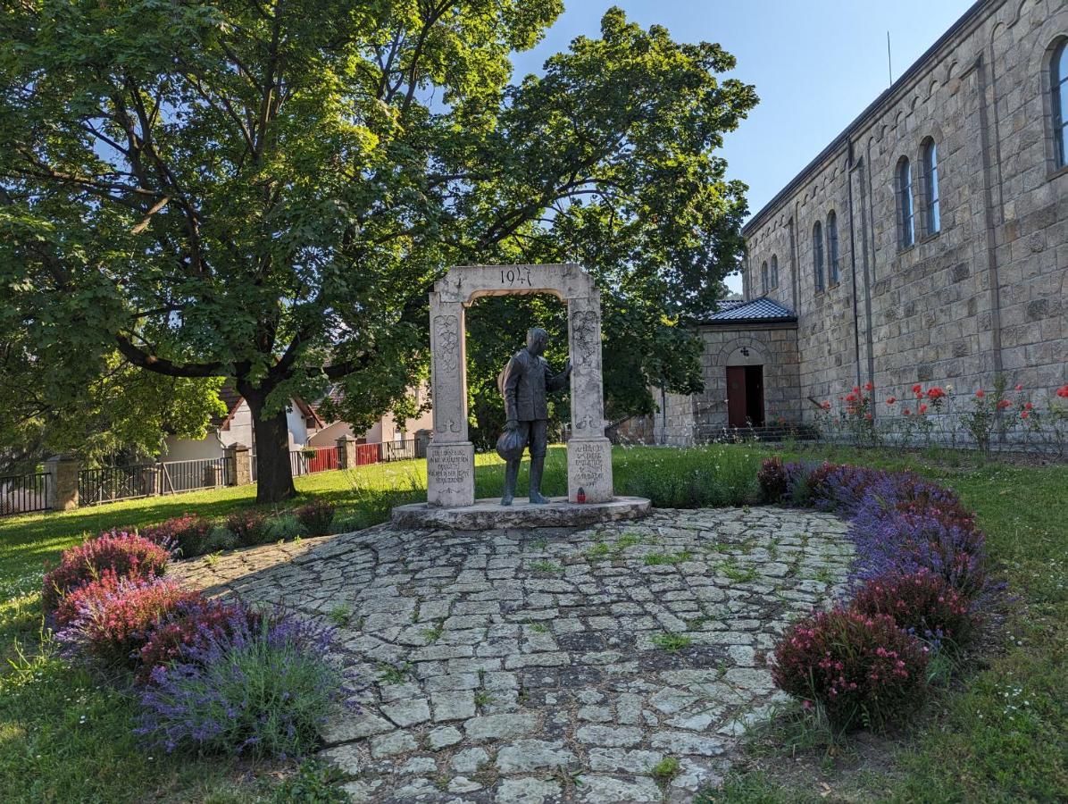 Palkovics Vendeghaz Dunabogdány Exterior photo